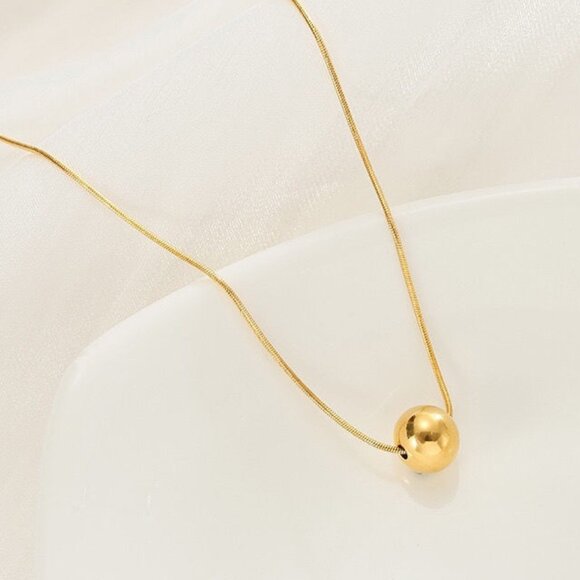 Stainless Steel Pendant Minimalist Necklace Color Silver - Picture 2 of 7